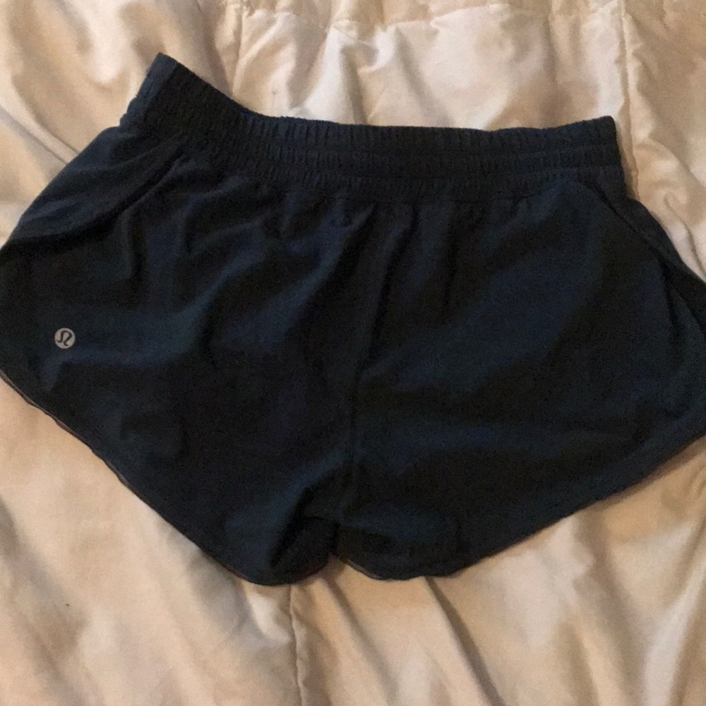 Dark blue Lululemon shorts.